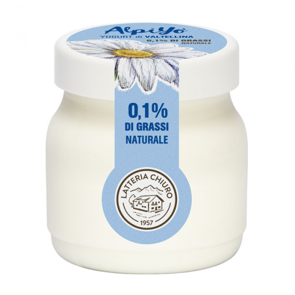 Natural low-fat yoghurt with 0.1% natural fat
