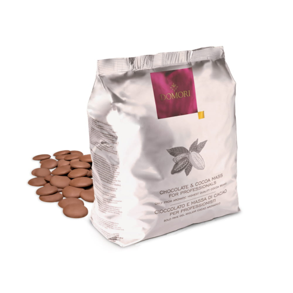 Confezione di gocce di cioccolato fondente professionale Domori per pasticceria e gelateria professionale, venduto da Orobica Food.