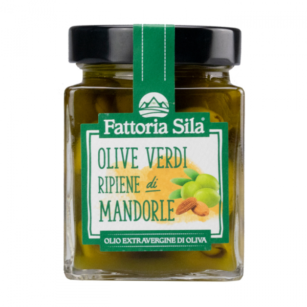 Olive verdi ripiene di mandorle