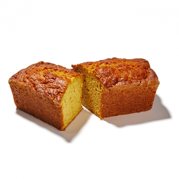 Dolce plum cake vegano al gusto agrumi, realizzato senza ingredienti di origine animale